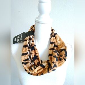 NEW Tiff N Tam Animal Print Infinity Fashion Scarf Brown Circle Loop NWT 6007
